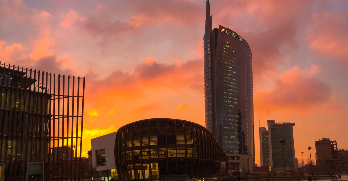 UniCredit CEO Orcel Says Bank Will Keep Engaging Commerzbank Shareholders
